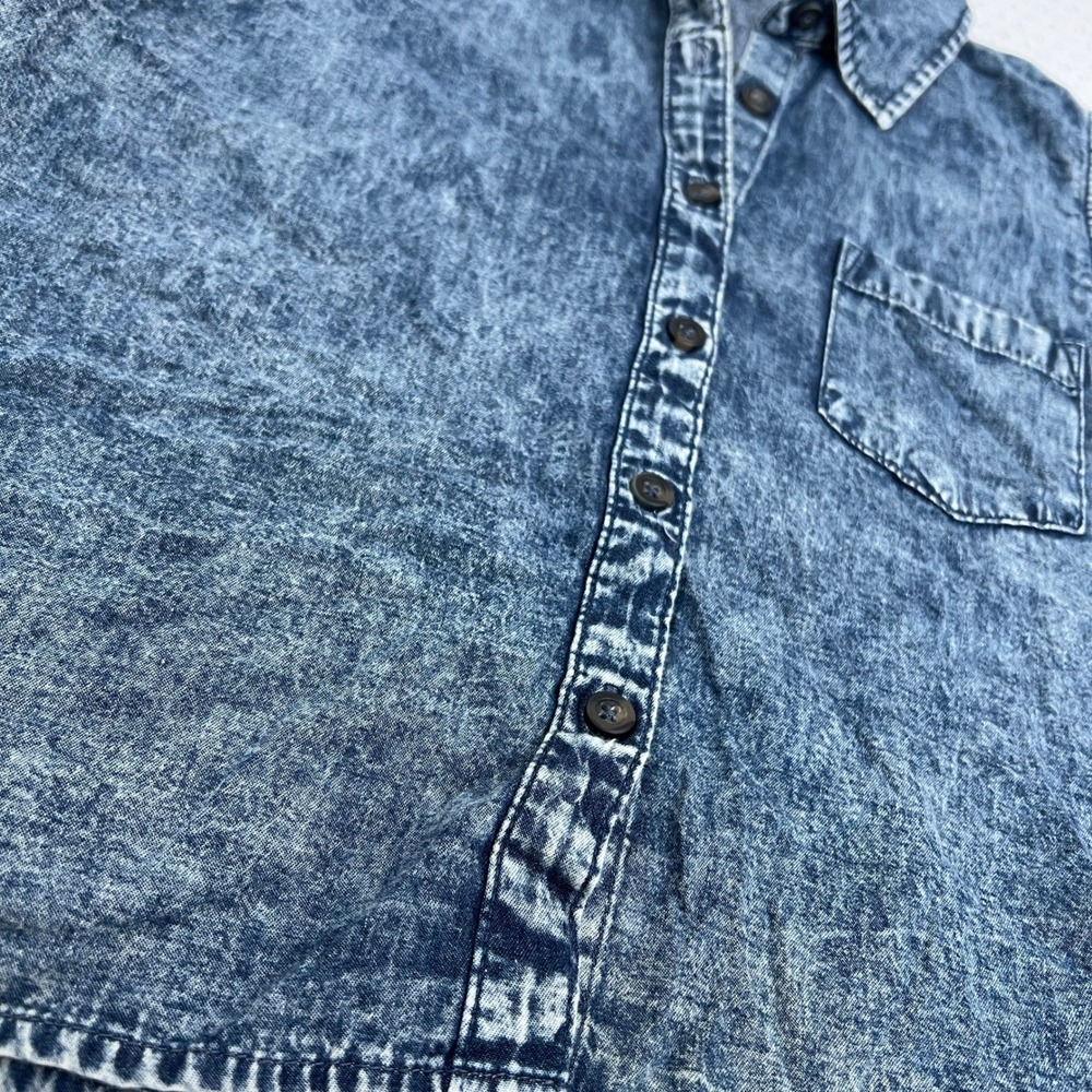 Forever 21 Sleeveless Blouse Indie Sleaze Acid Wash Denim Style Button Front - Picture 6 of 8